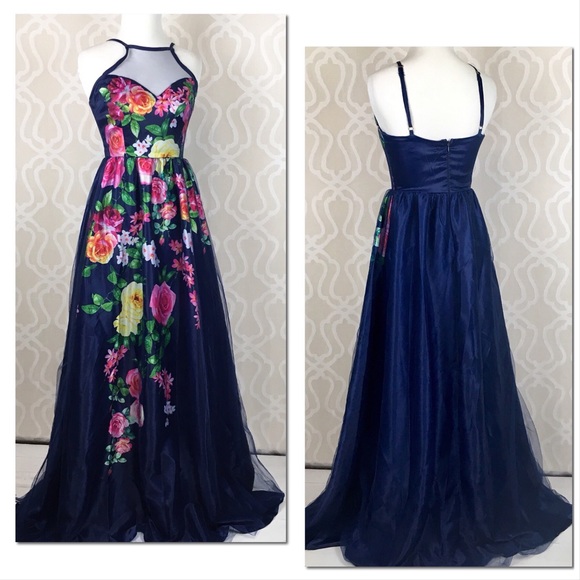 *LAST ONE* Tulle and Roses Formal Maxi Dress - Picture 7 of 8